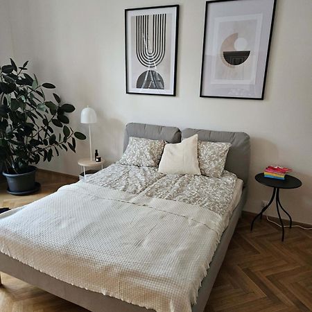 Exclusive Unique Apartments - Prague Central Buitenkant foto