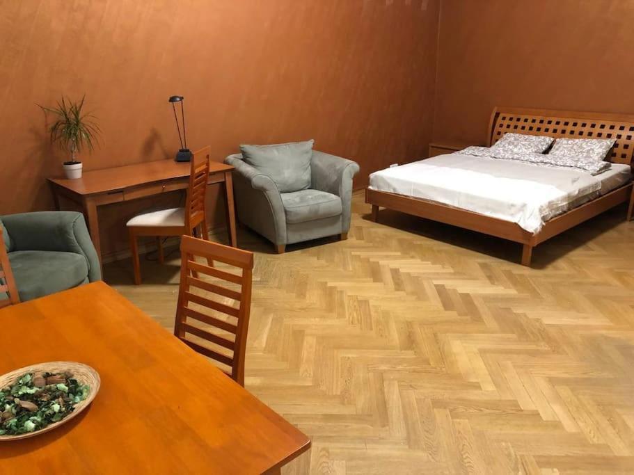 Exclusive Unique Apartments - Prague Central Buitenkant foto
